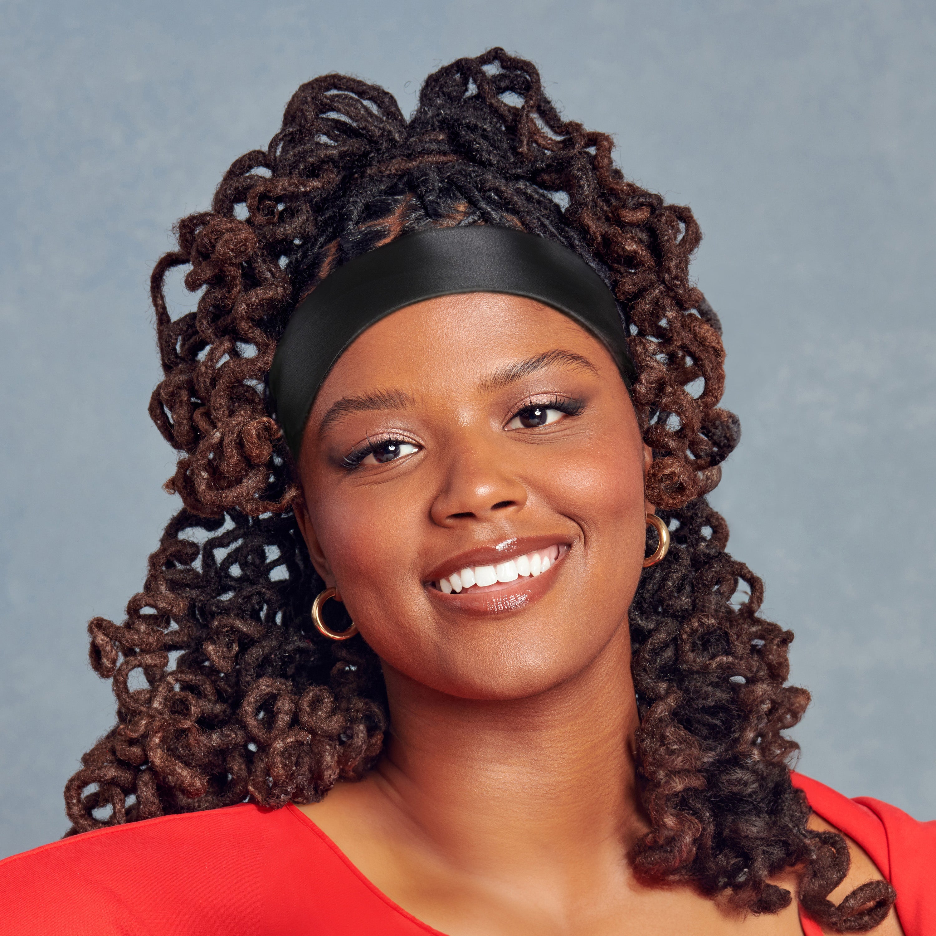 KISS Colors & Care Silky Satin Edge Scarf