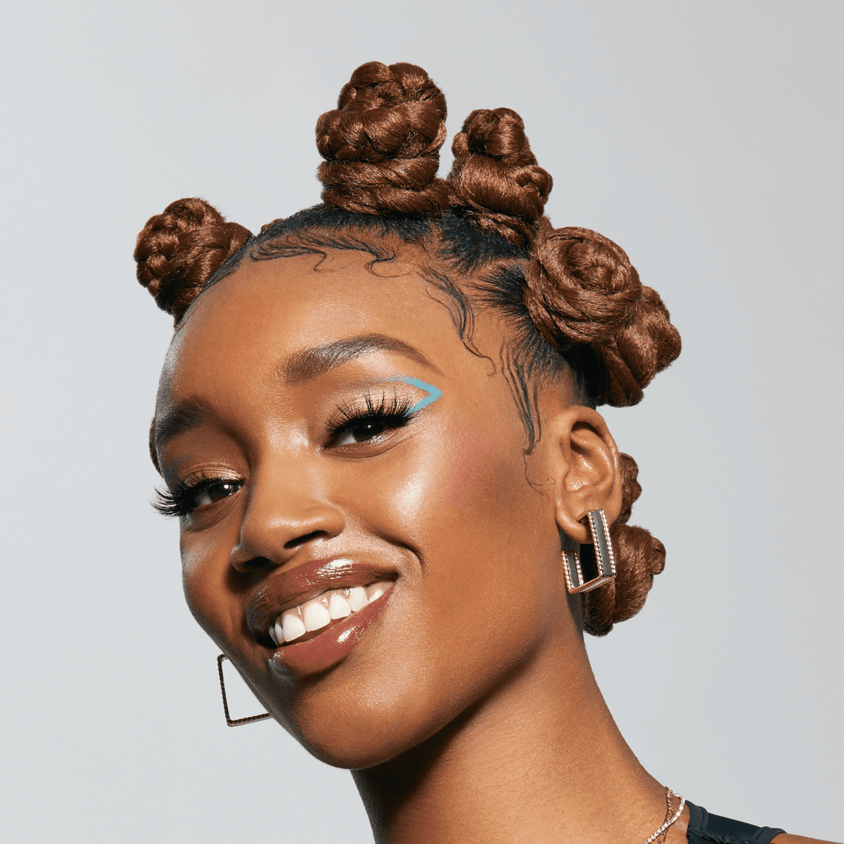 KISS Colors & Care Professional Heat Resistant Pin Tail Parting Comb