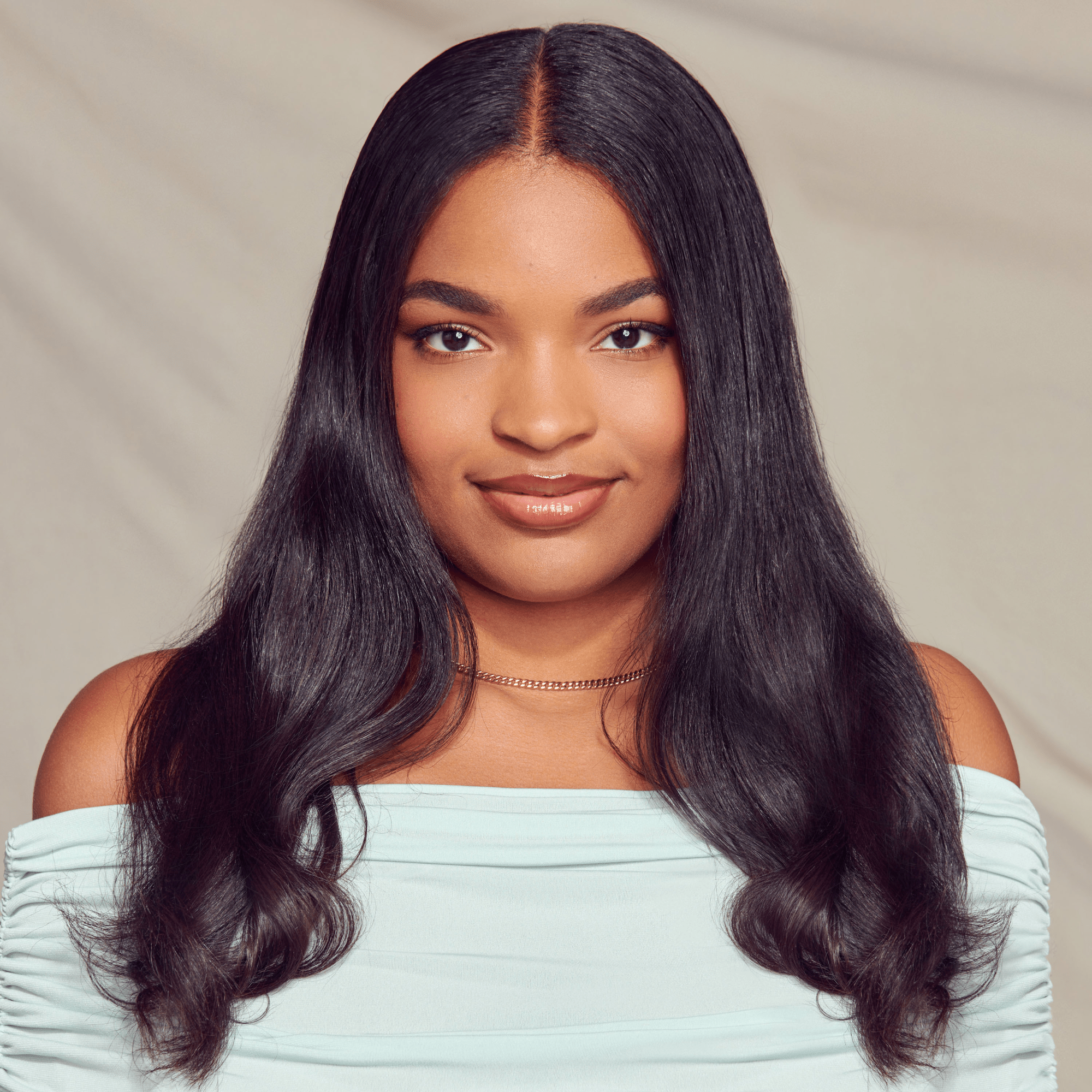 KISS Colors & Care Anti-Reversion Heat Protector Hair Wax Stick