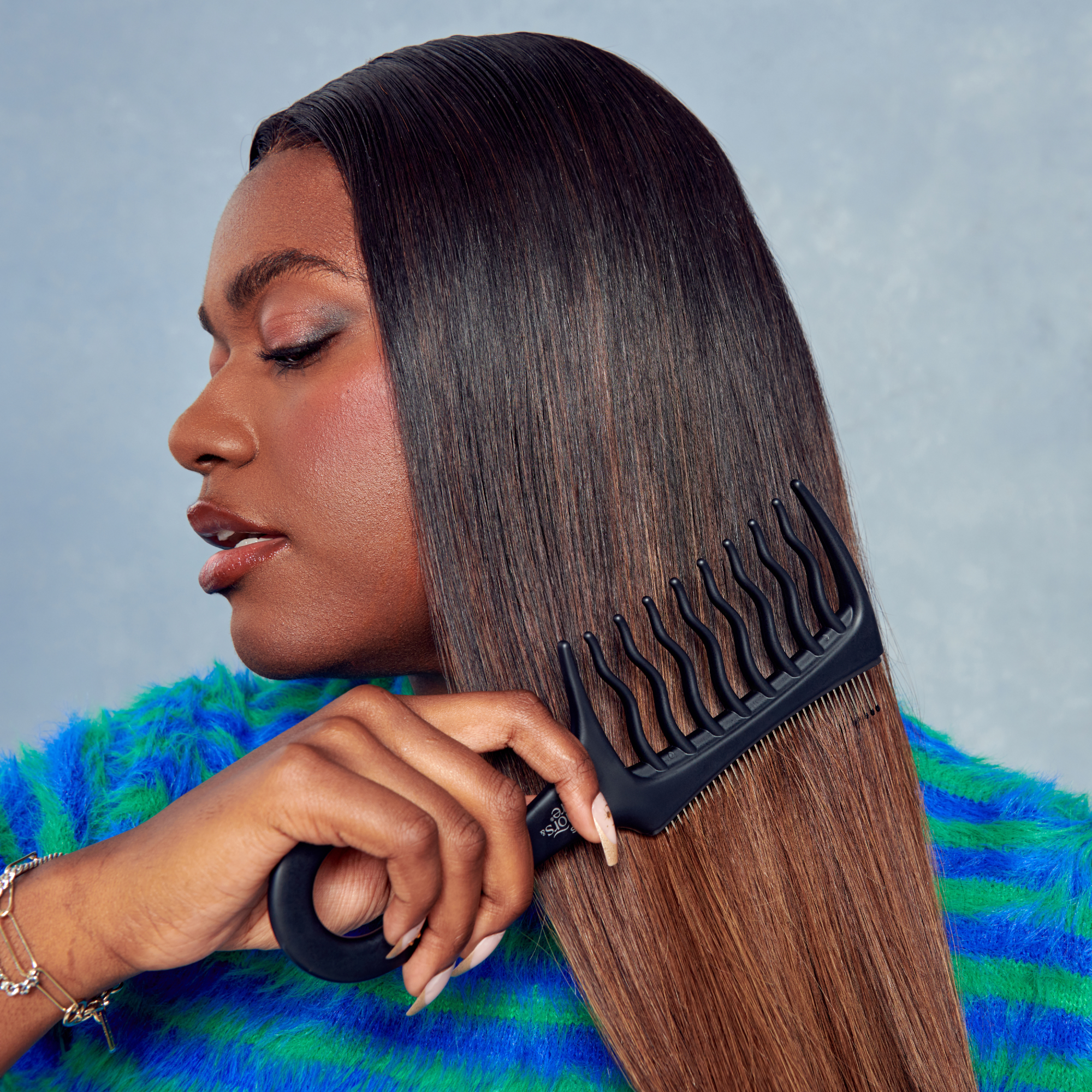 Kiss Colors &amp; Care Dual Sided Detangling Comb