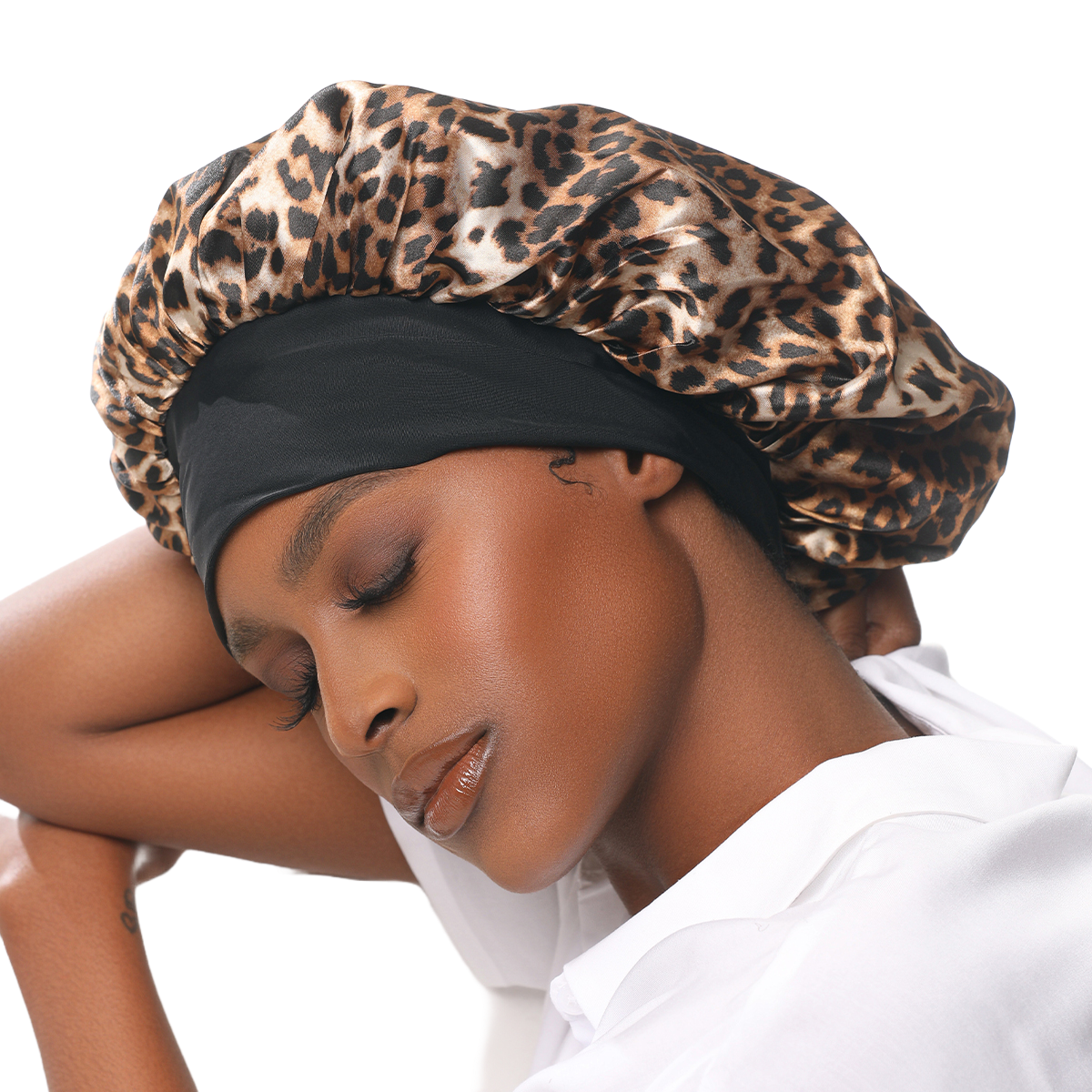 KISS Colors &amp; Care Silky Satin Double Wear Cap, XL, Leopard