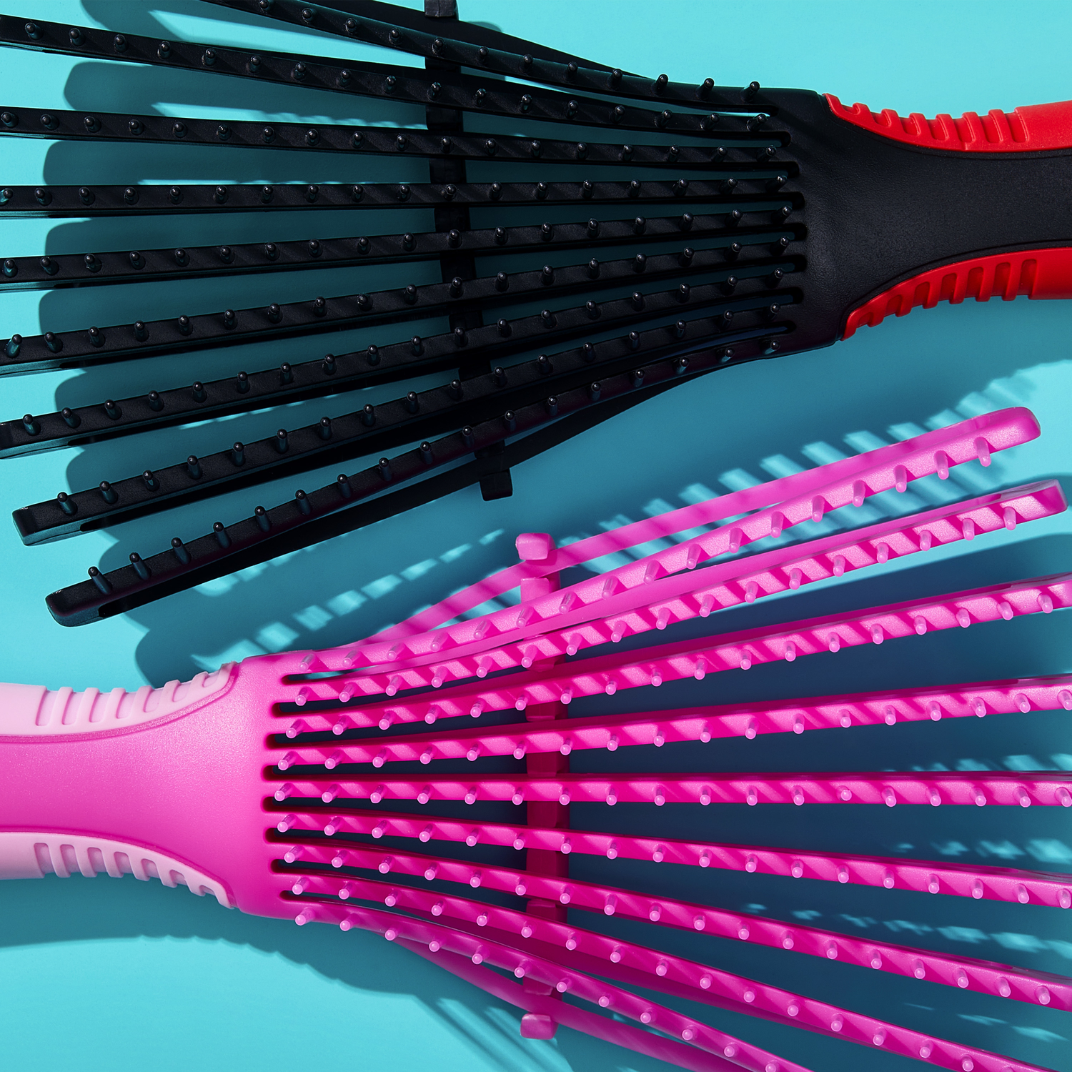Kiss Colors &amp; Care Glide &amp; Define Non-Slip Detangling Brush