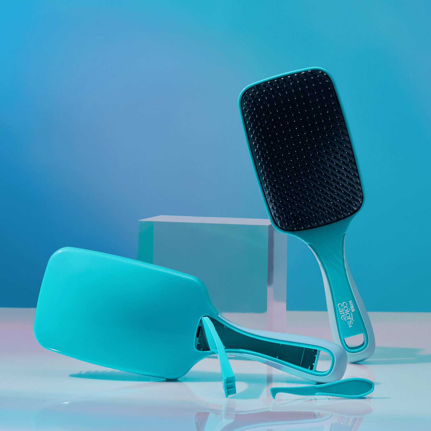 Kiss Colors &amp; Care Two-Tiered Wide-Paddle Wet/Dry Detangling Brush
